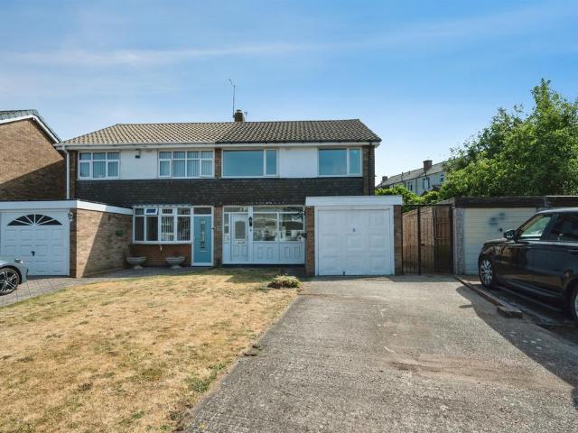 House for sale in King’s Hill, Wednesbury