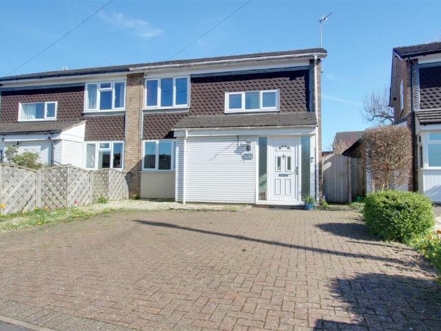 House for sale in Pitstone