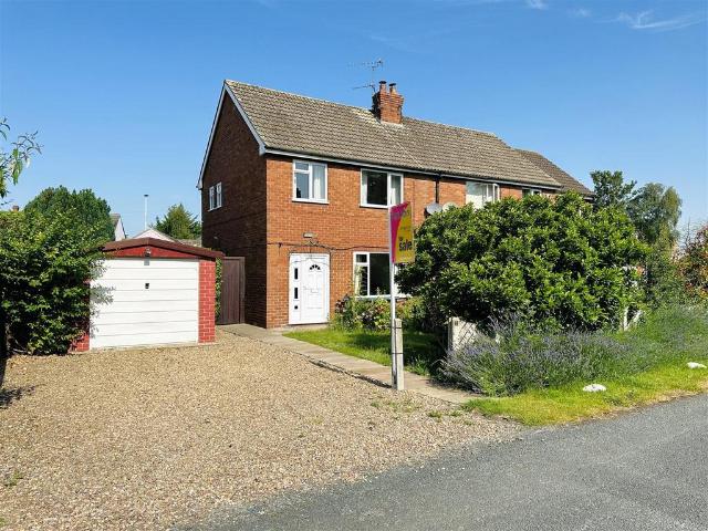 House for sale in Burn, North Yorkshire