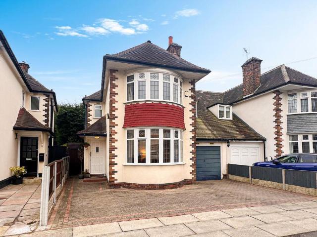 House for sale in Calderstones