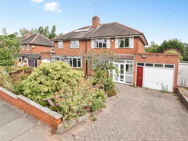 House for sale in Kings Heath, Wake Green