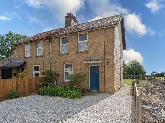 House for sale in Arrington, Cambridgeshire