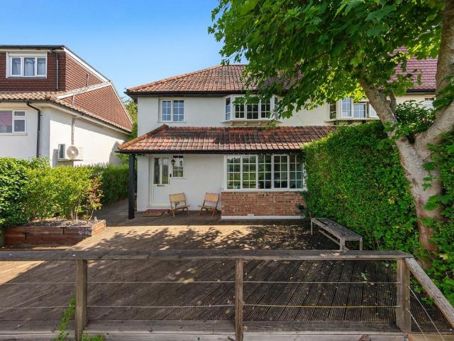 House for sale in London Borough of Croydon, Purley