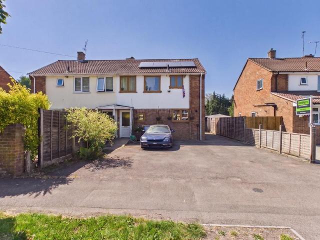 House for sale in Farnborough, Hampshire