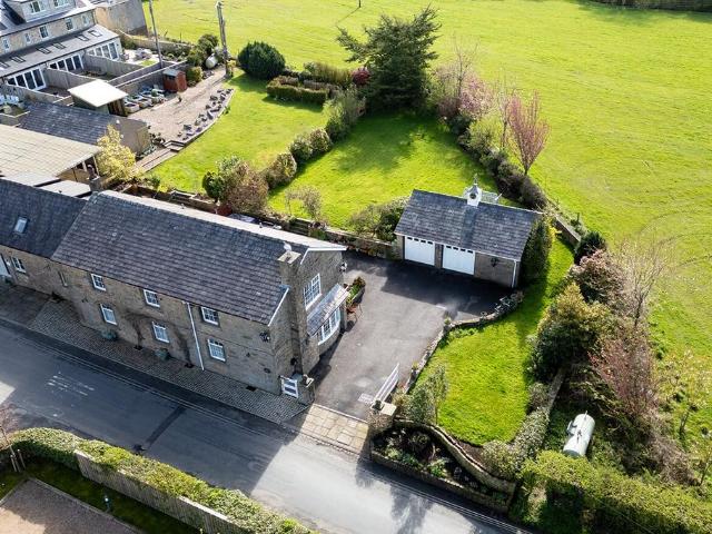 House for sale in Higher Bartle, Lancashire