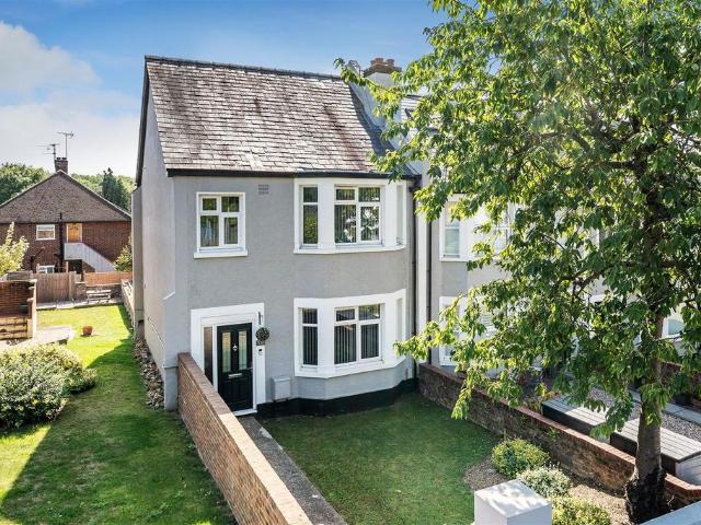 House for sale in Pachesham Park, Surrey
