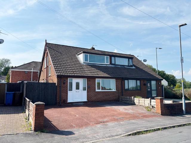 House for sale in Stubshaw Cross, Wigan