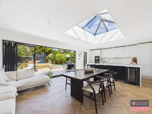 House for sale in Todds Green, King's Walden