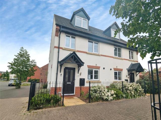 House for sale in Highfields, Egginton