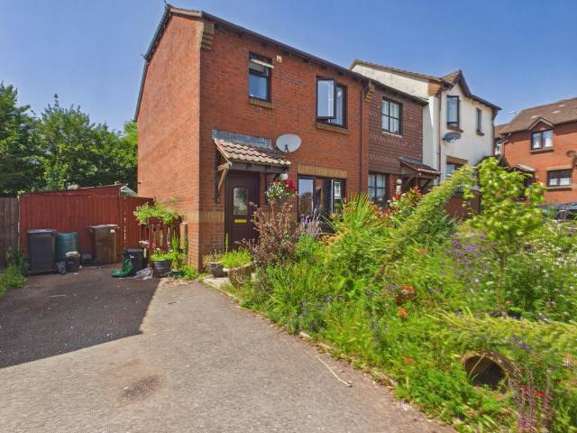 House for sale in Foxhole, Livermead