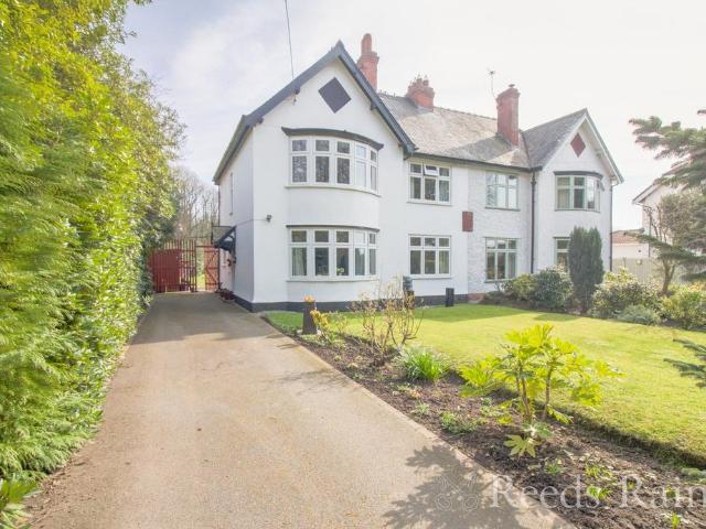 House for sale in Rossmore, Cheshire
