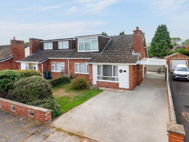House for sale in Barton Seagrave, North Northamptonshire