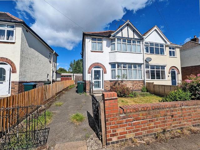House for sale in Cheylesmore, West Midlands