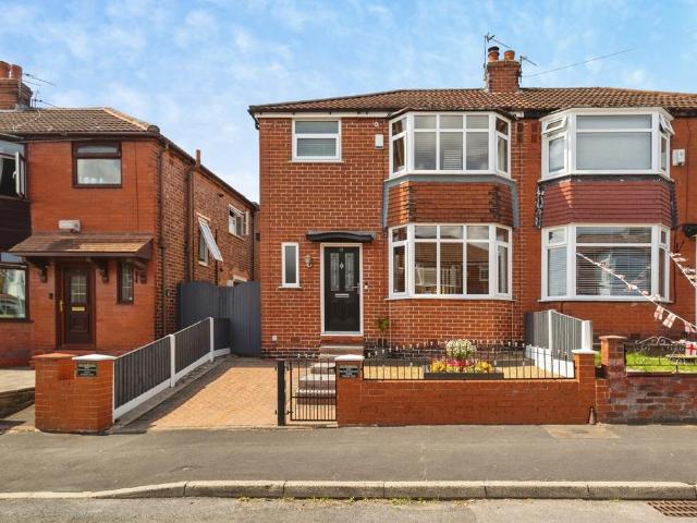 House for sale in Greenheys, Greater Manchester