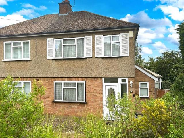 House for sale in Merry Hill, Hertsmere