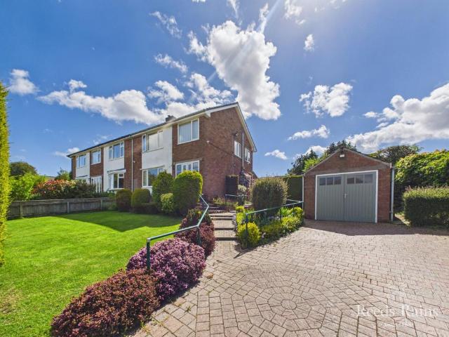 House for sale in Hutton Village, Guisborough