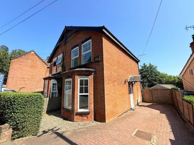 House for sale in Stokesby, Norfolk