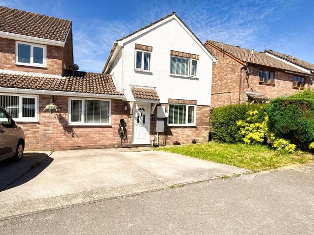 House for sale in Bryncethin, Wales