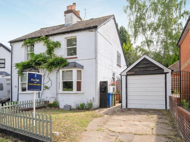 House for sale in Martin's Heron, Winkfield