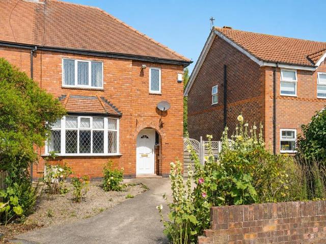 House for sale in High Field, York