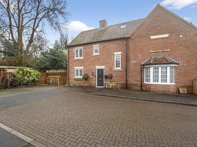 House for sale in Aldermaston Soke, West Berkshire