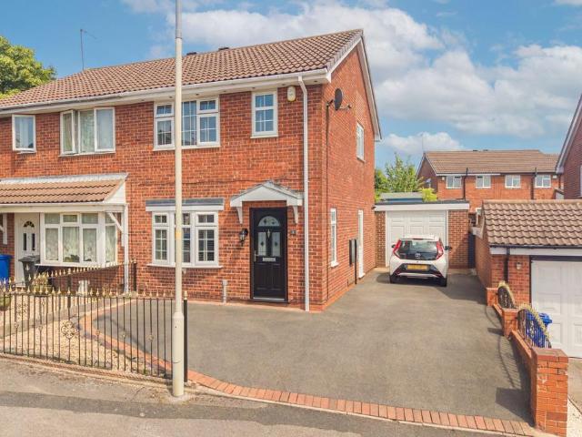 House for sale in Coseley, West Midlands