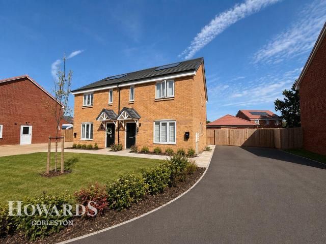 House for sale in Stokesby, Norfolk