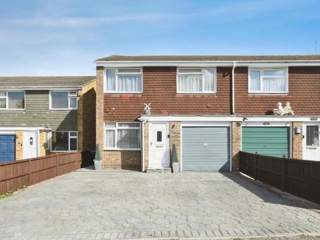 House for sale in East End, Swale