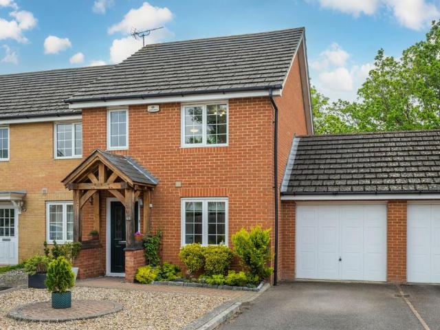 House for sale in Winnersh