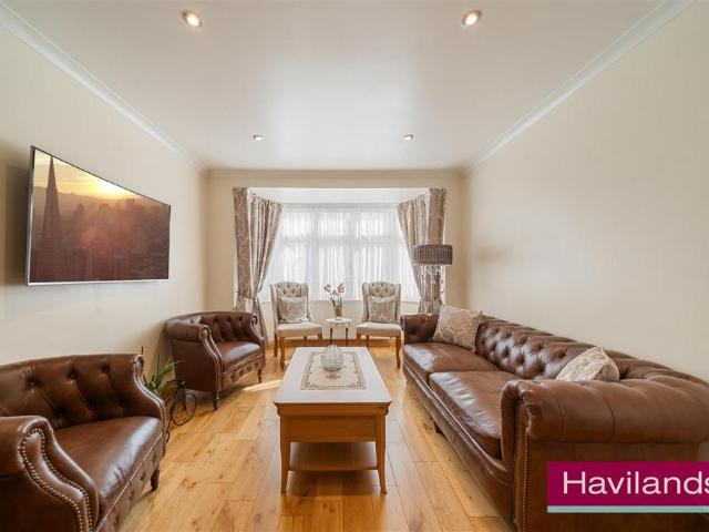 House for sale in Edmonton, Greater London
