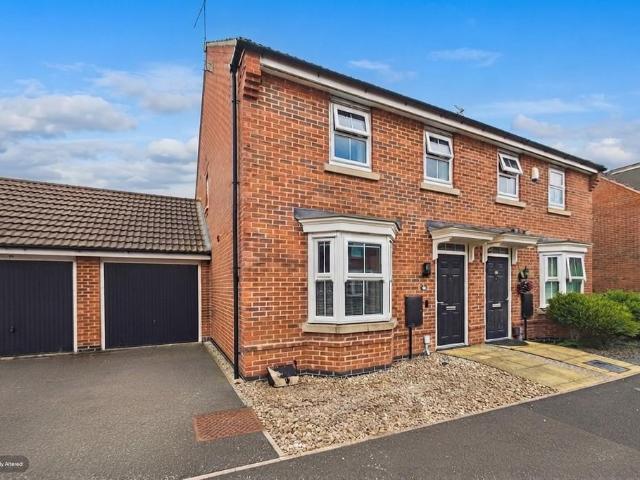 House for sale in Barton In Fabis, East Midlands