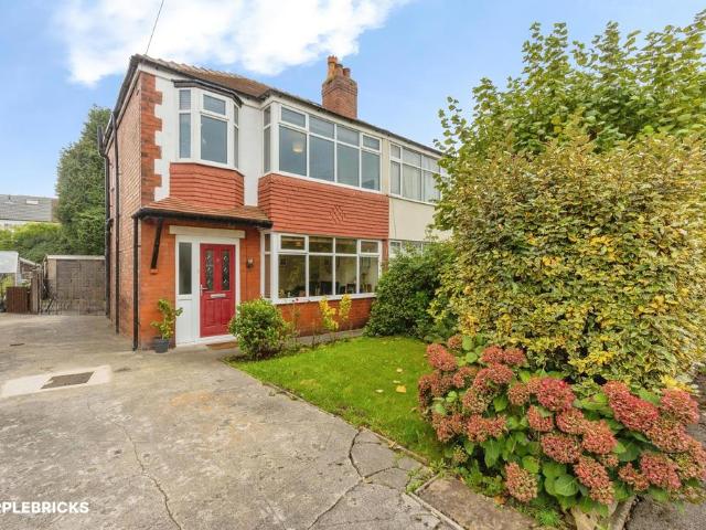 House for sale in Cheadle, Stockport