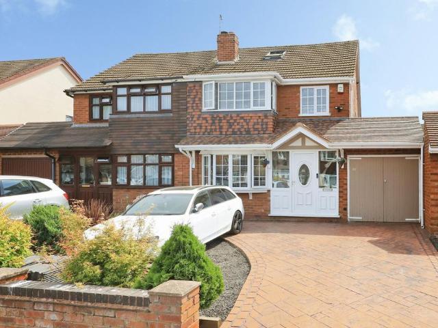 House for sale in Ashmore Lake, Willenhall