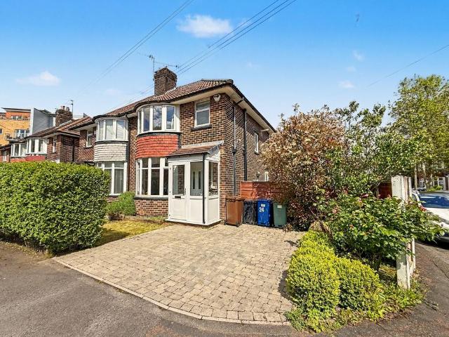 House for sale in Besses o' th' Barn, Bury