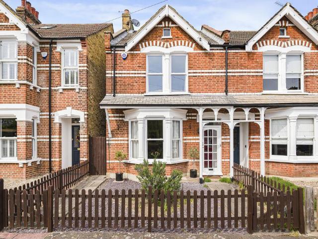 House for sale in Longlands, Greater London