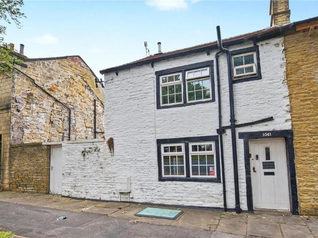 House for sale in Apperley Bridge, West Yorkshire