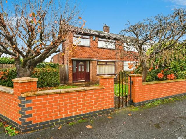House for sale in Greystone Heath, Warrington