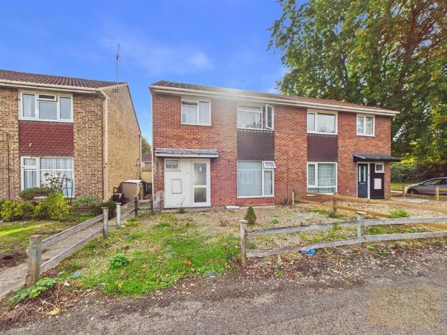 House for sale in Kingsditch, Cheltenham