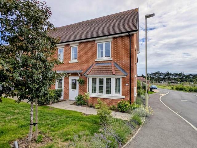 House for sale in Bolton Low Houses, Hampshire