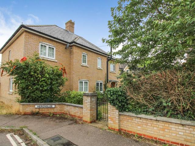 House for sale in Shefford, Bedfordshire