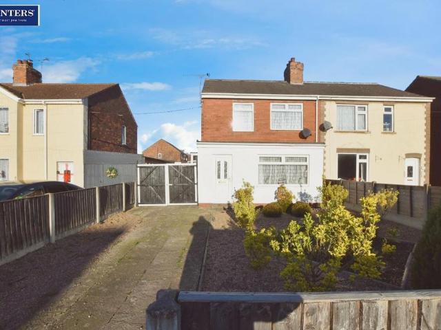 House for sale in Ashby, North Lincolnshire