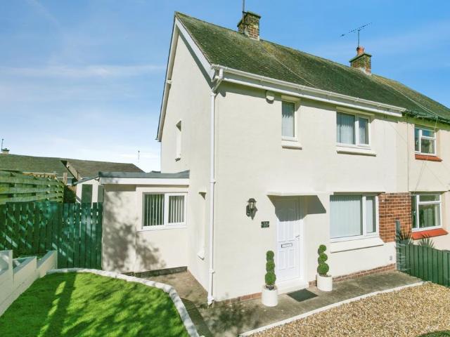 House for sale in Old Colwyn, Wales