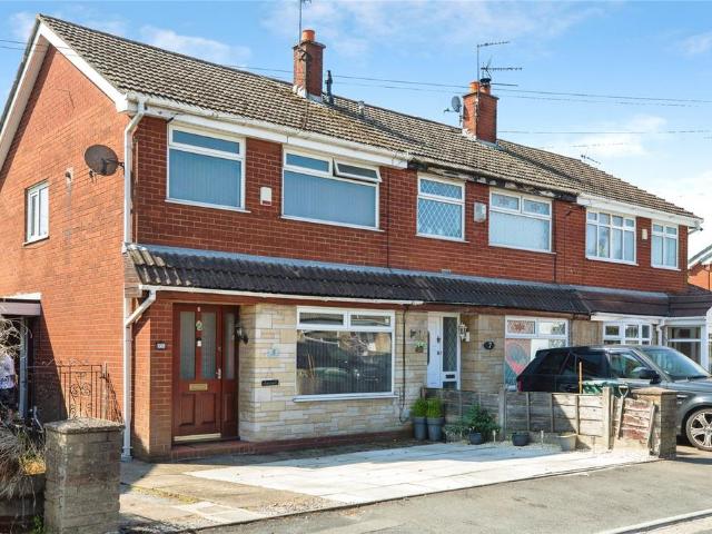 House for sale in Rhodes, Burnedge