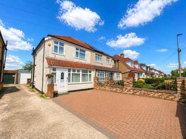 House for sale in London Borough of Hounslow, Greater London