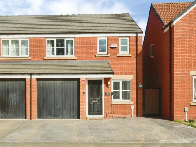 House for sale in Bull Farm, Potters Corner