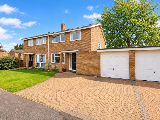 House for sale in Great Barford, Bedford
