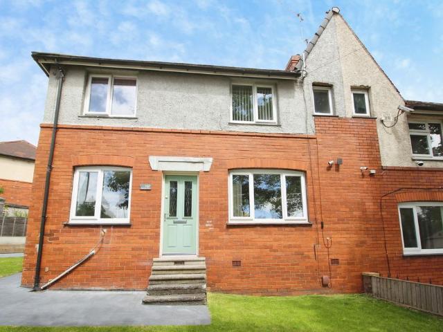 House for sale in Horbury, West Yorkshire