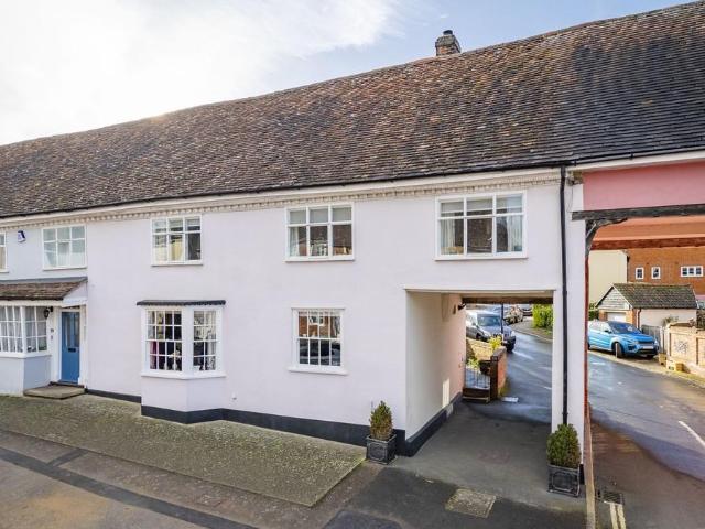 House for sale in Chelmondiston, Suffolk