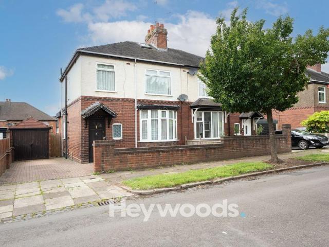 House for sale in Stoke, Stoke-on-Trent