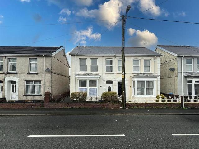 House for sale in Halfway, Dafen